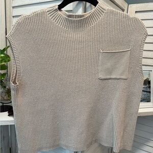 Women’s oversized Beige Sweater Vest